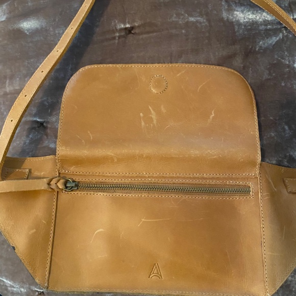 Able leather Delilah belt bag - Picture 5 of 5